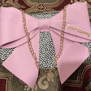 Betsey Johnson tote with gold chain handle